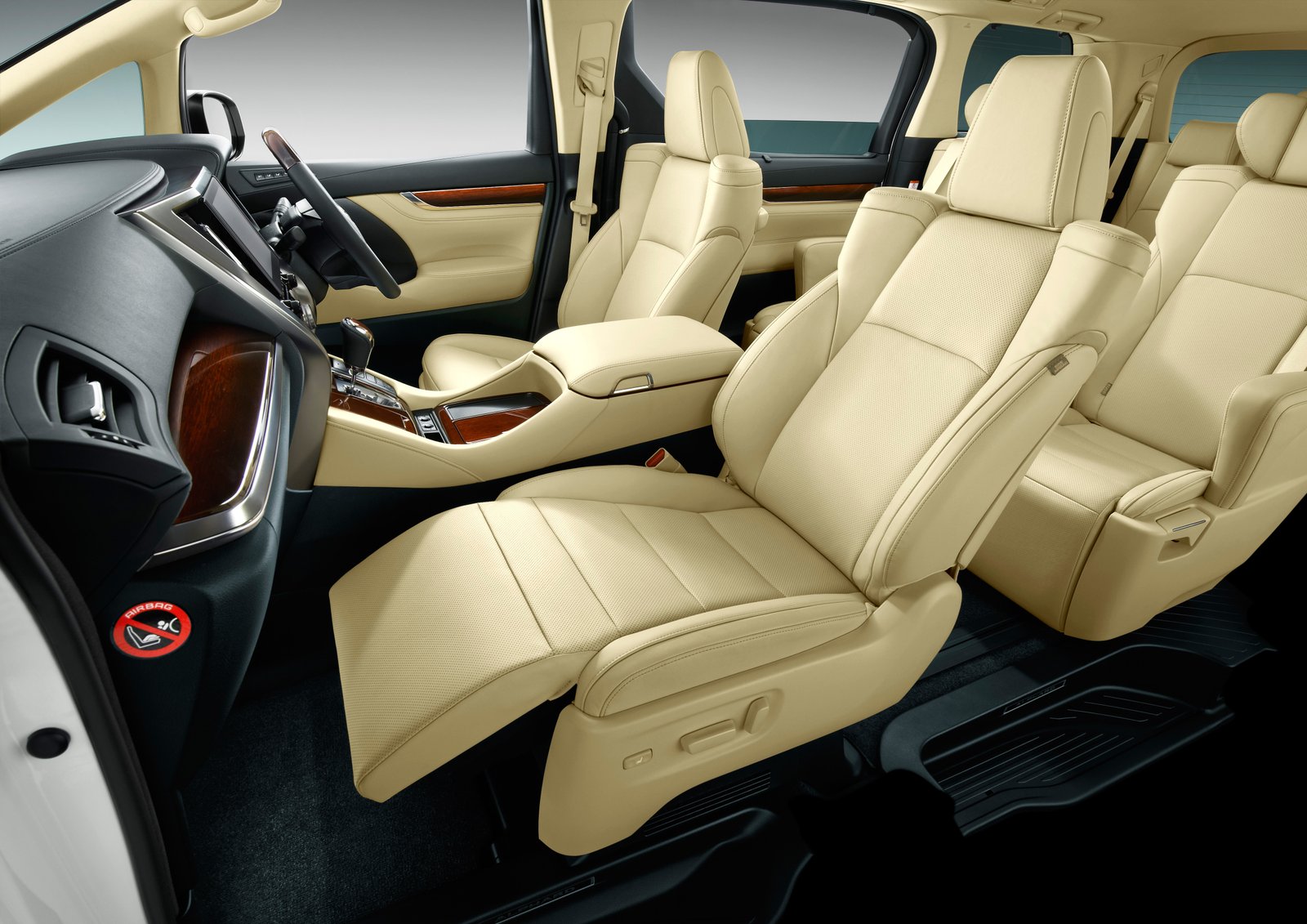 Toyota Alphard Executive Lounge — photo 1