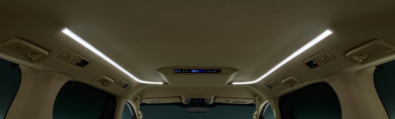 Toyota Alphard Executive Lounge — photo 6